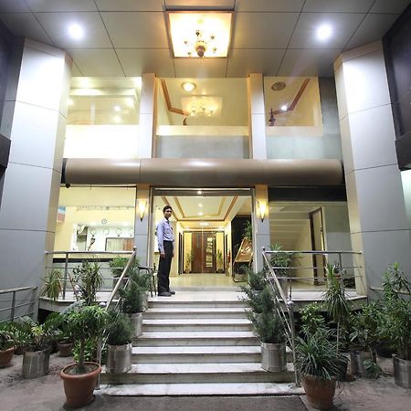 Hotel Grand Arjun Raipur  Bagian luar foto