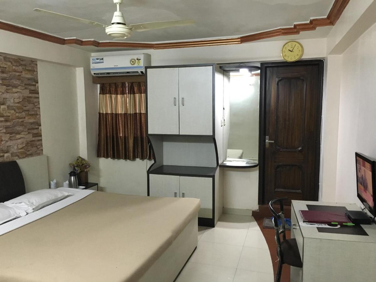 Hotel Grand Arjun Raipur  Bagian luar foto