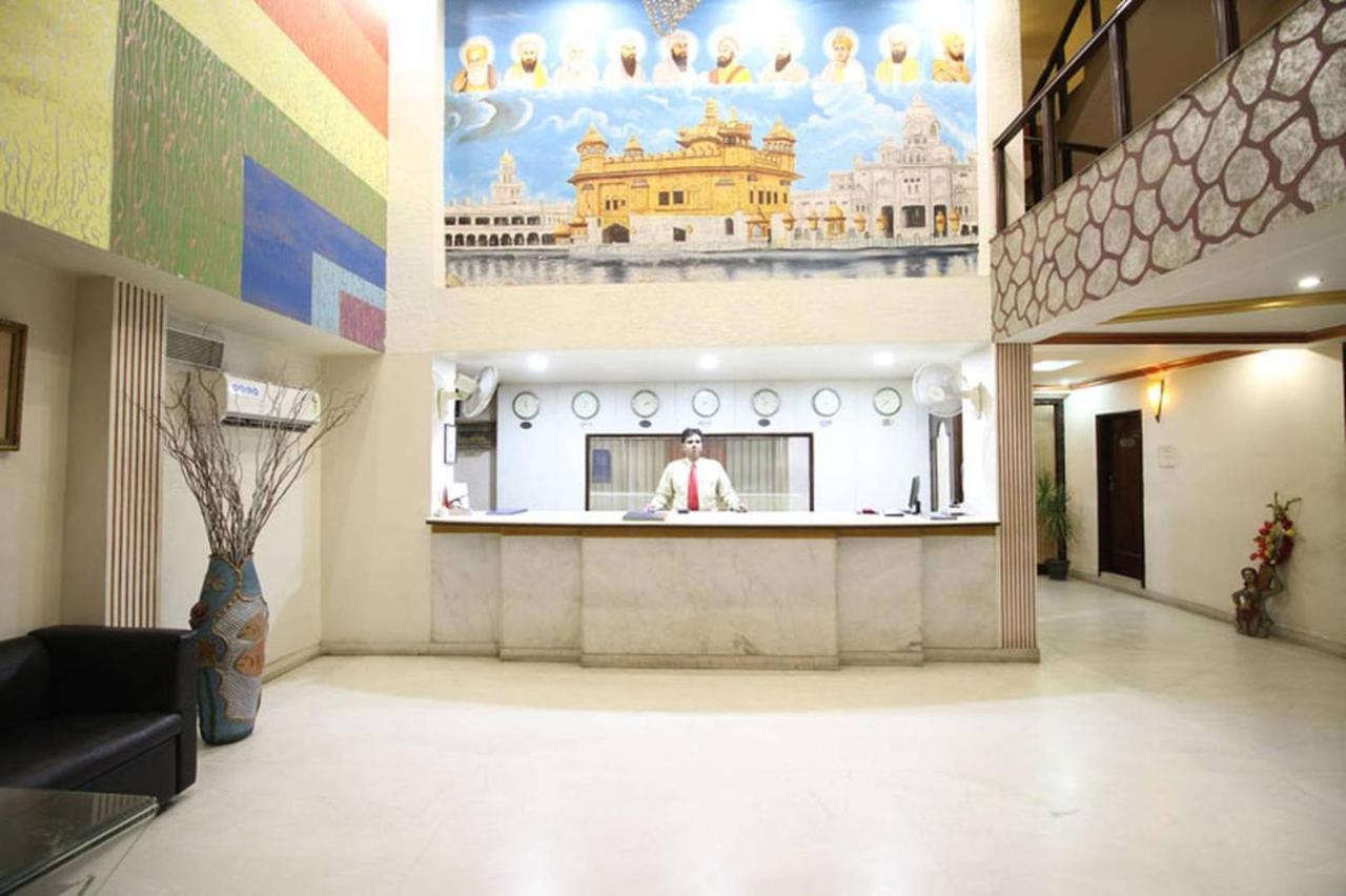 Hotel Grand Arjun Raipur  Bagian luar foto